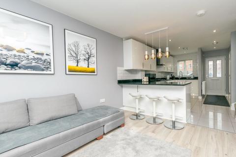 undefined, Redbarn Close, Leeds