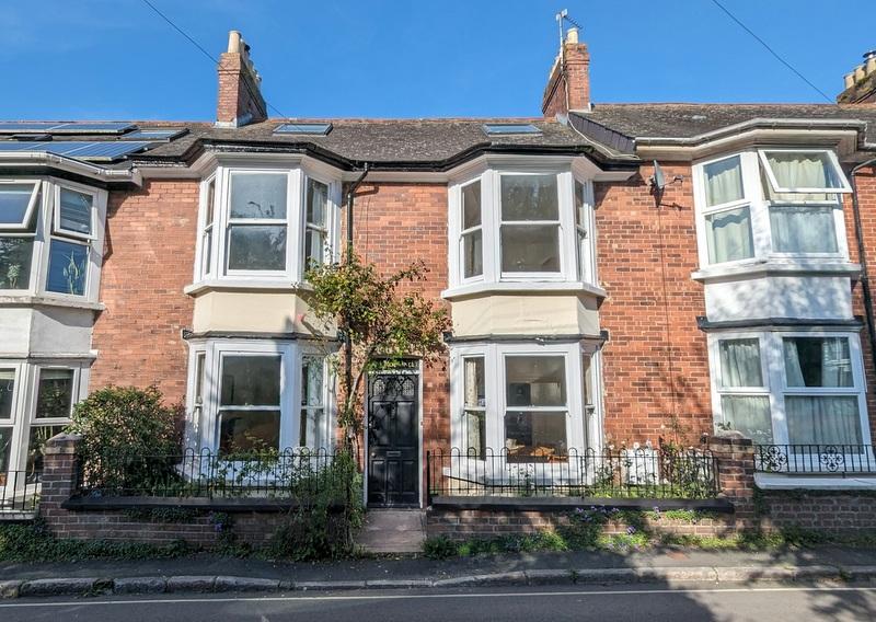 Antrim Terrace, Totnes 5 bed terraced house £1,600 pcm (£369 pw)