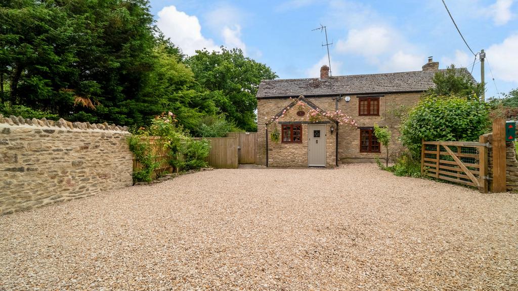 Witney Road Finstock Chipping Norton... 3 bed cottage - £675,000