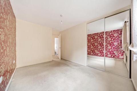 25 Barrington Close, Witney, OX28 5FJ