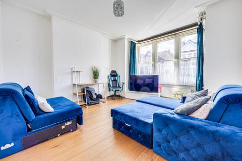 6 Cranley Road, Westcliff-on-sea, SS0 8AL