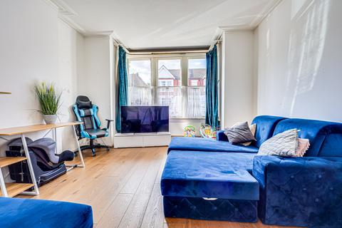 6 Cranley Road, Westcliff-on-sea, SS0 8AL