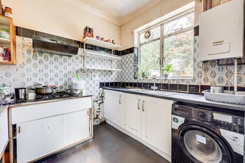 6 Cranley Road, Westcliff-on-sea, SS0 8AL