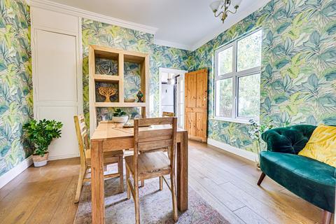 6 Cranley Road, Westcliff-on-sea, SS0 8AL