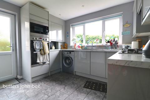2 Honeysuckle Close, Tean, Stoke-on-trent, ST10 4LZ