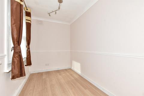 2 bedroom apartment for sale - Bouverie Road West, Folkestone, Kent
