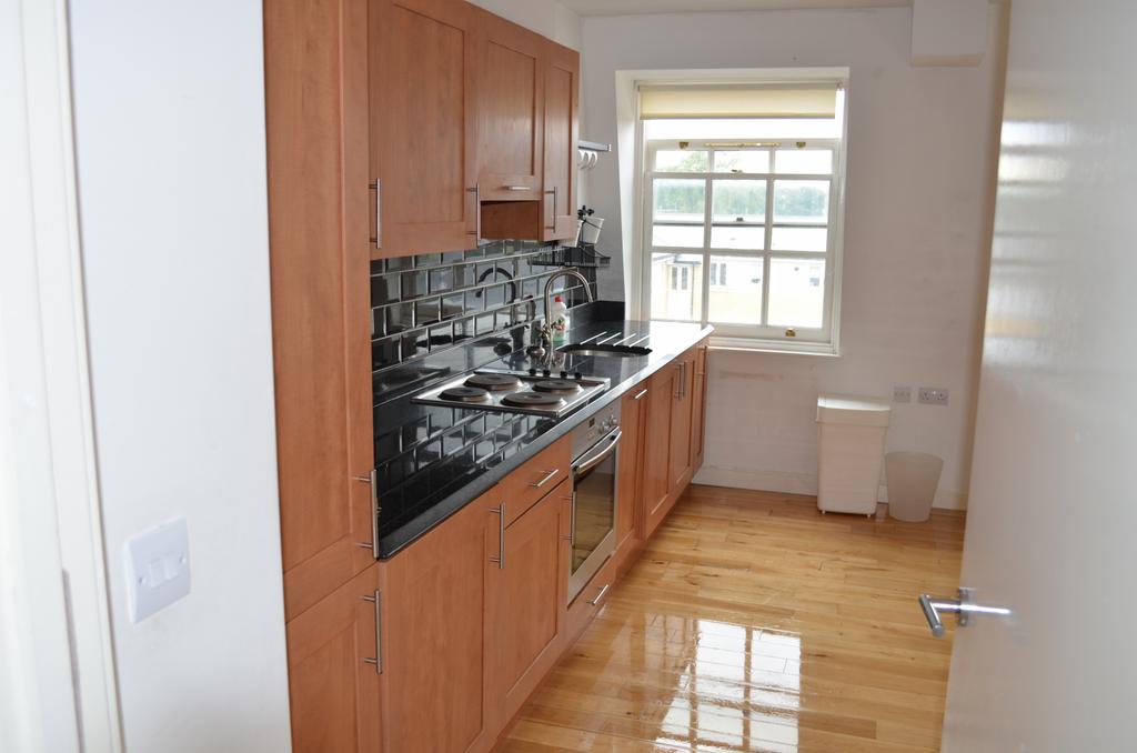2 Bedroom Flat property to let in Stoke Newington
