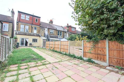 43 Central Avenue, Southend-on-sea, SS2 5HR