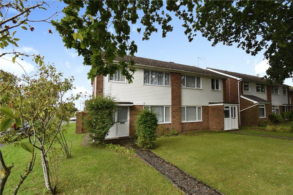 Abbotswood Close, Romsey, Hampshire 3 bed semidetached house for sale