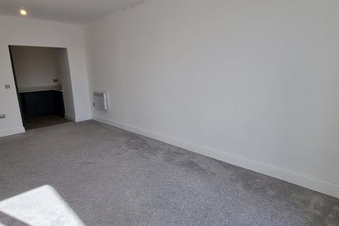 2 bedroom apartment for sale, Wycombe Road, Saunderton, High Wycombe, HP14