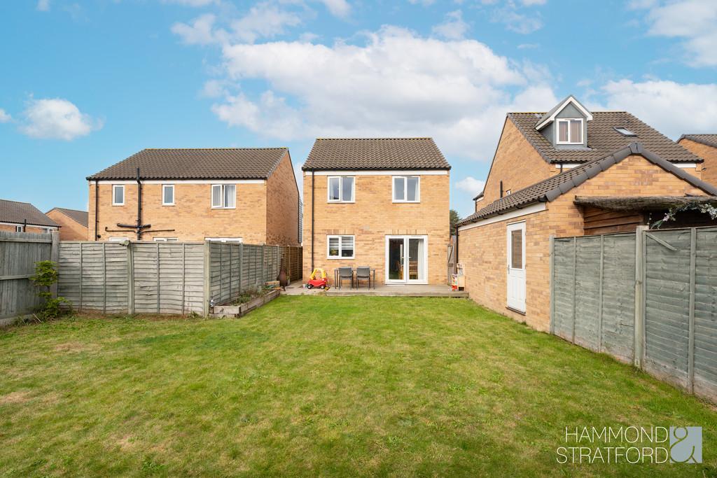 Reeve Way, Wymondham 3 bed detached house £325,000