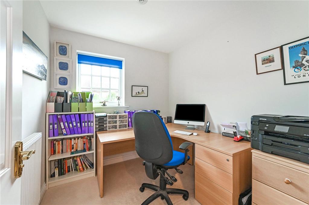 Bedroom/Study