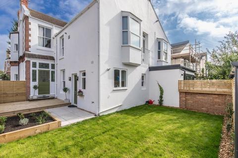 2 bedroom apartment for sale, Osmond Road, Hove, BN3 1TF