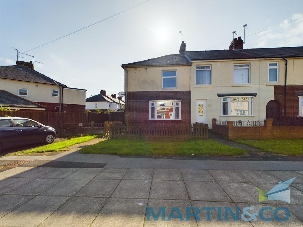 Larch Road, Guisborough 3 bed end of terrace house for sale £125,000