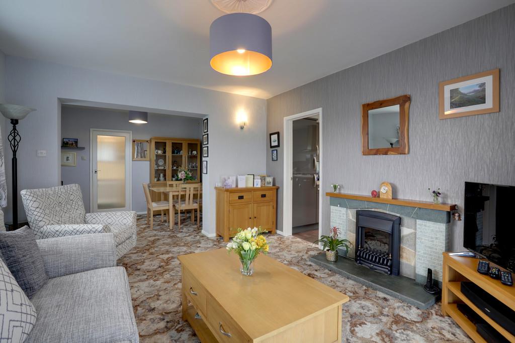 Kingsteignton, Newton Abbot 3 bed detached bungalow for sale £380,000