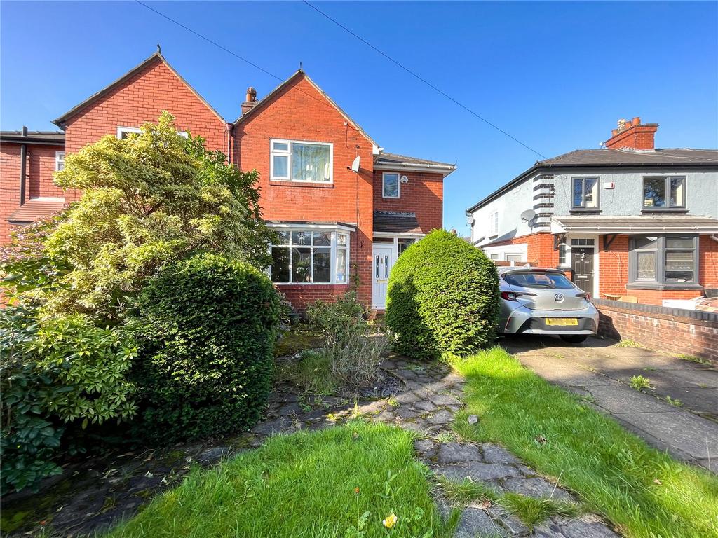Montague Road, AshtonunderLyne... 3 bed semidetached house for sale