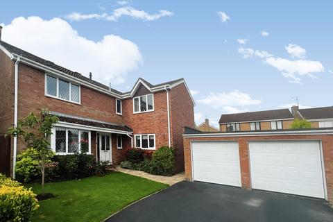 4 bedroom detached house for sale - Audley Close, Swindon SN5