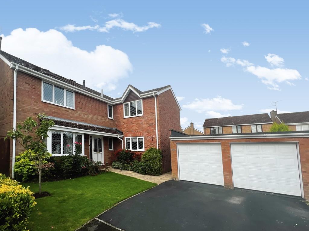 Audley Close, Swindon SN5 4 bed detached house for sale £485,000