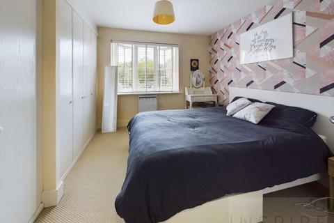 2 bedroom apartment for sale - Woodcote House Updown Hill, Haywards Heath RH16