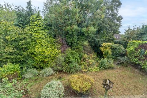 3 bedroom detached house for sale, Endor Grove, Burley in Wharfedale, Ilkley, West Yorkshire, LS29