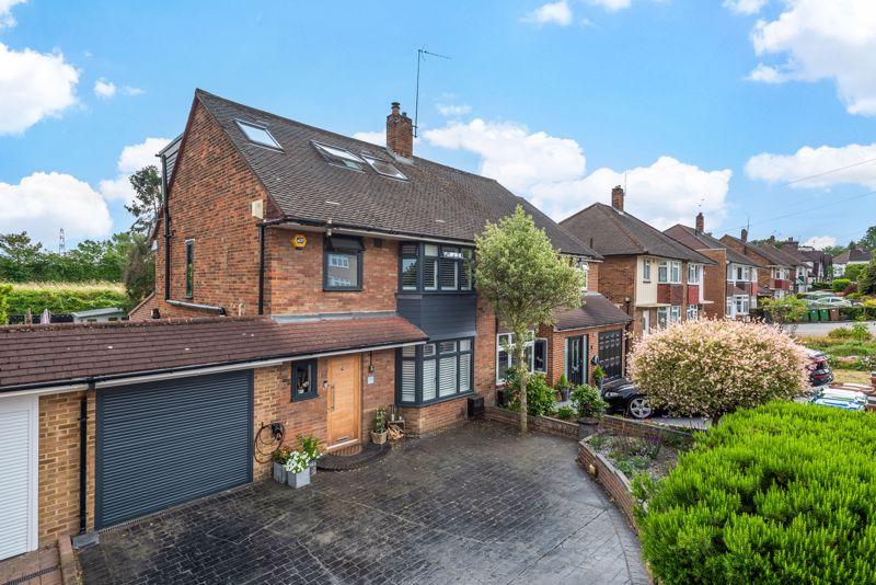 Glenhurst Avenue, Bexley 4 bed semidetached house £800,000