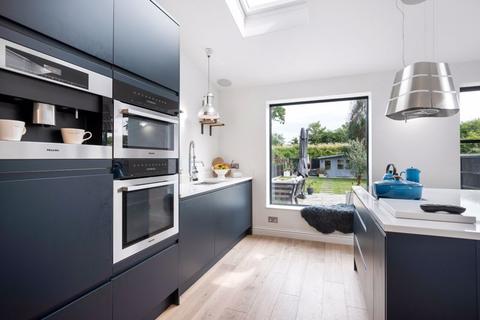 113 Glenhurst Avenue, Bexley, DA5 3QQ