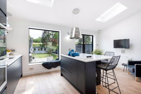 113 Glenhurst Avenue, Bexley, DA5 3QQ