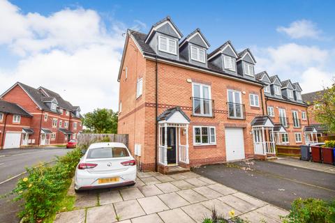 4 bedroom semi-detached house for sale - Lawnhurst Avenue, Manchester, Greater Manchester, M23