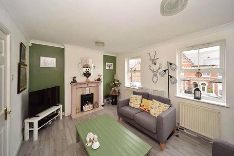 3 bedroom semi-detached house for sale - Victoria Street, Knutsford