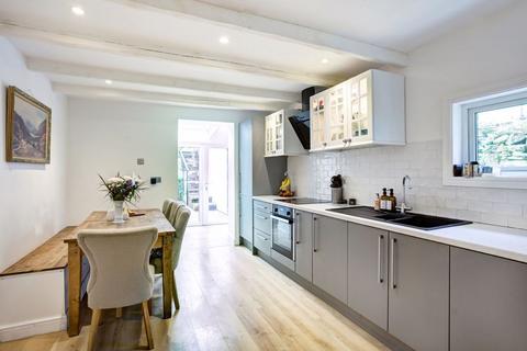 3 bedroom end of terrace house for sale - Biddulph Road, Mossley