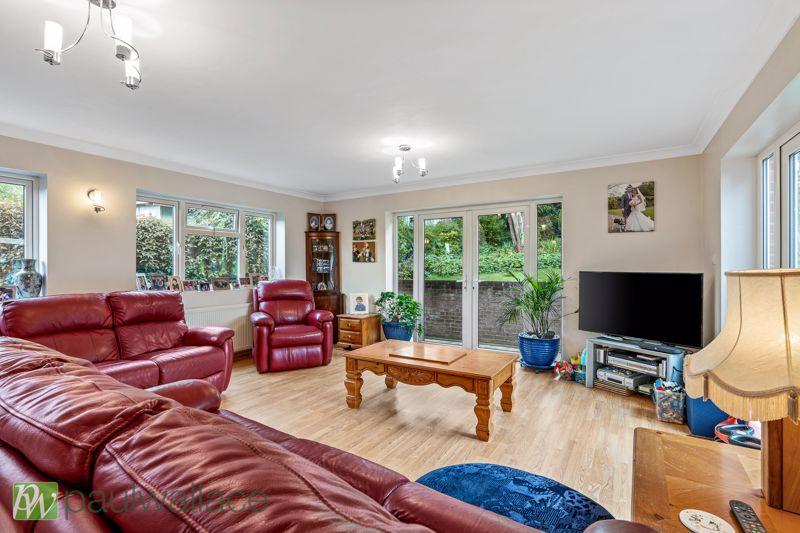 High Road, Stapleford, Hertford 4 bed detached house for sale £895,000