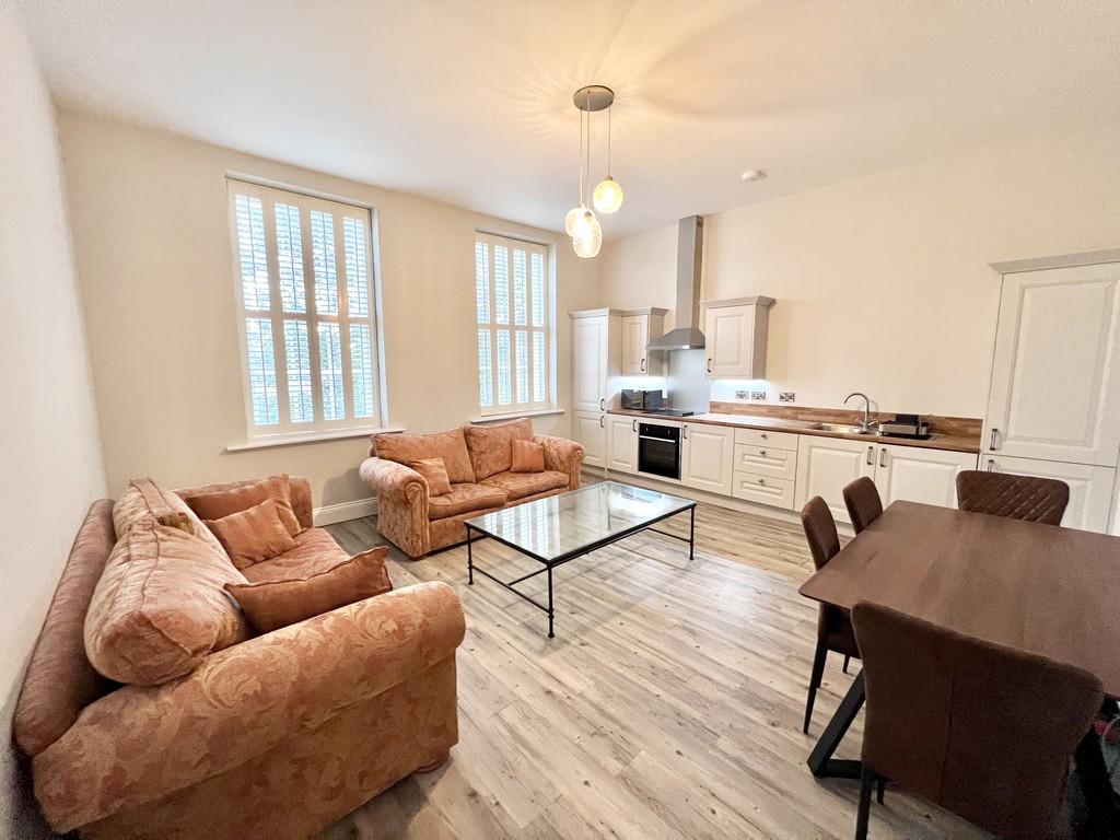Place, Balderton Gate, Newark 1 bed flat £750 pcm (£173 pw)