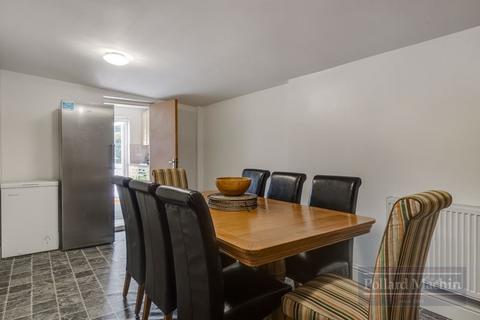 43 Byron Road, South Croydon, CR2 8DZ