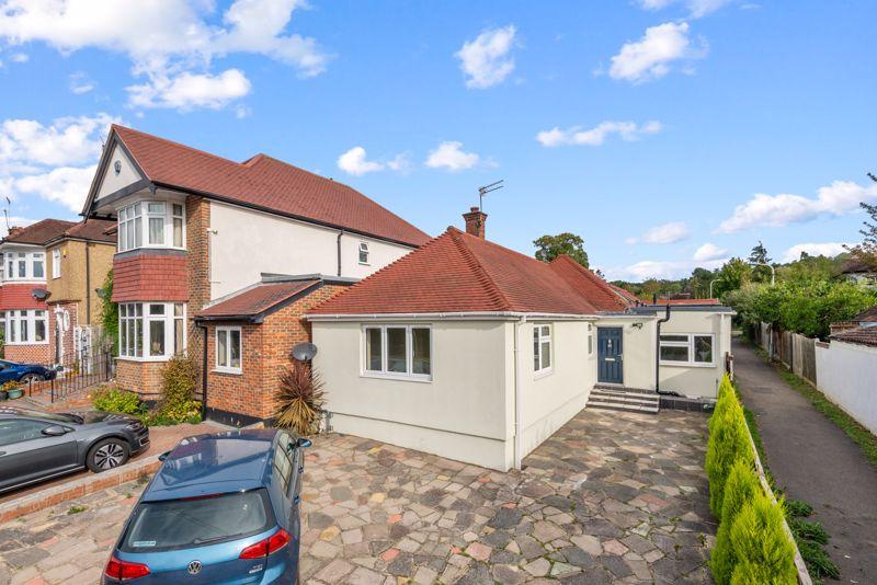Northwood Way, Northwood 3 bed detached bungalow for sale £850,000