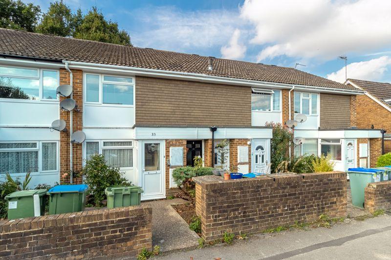Sycamore Avenue, Horsham 1 bed property £200,000