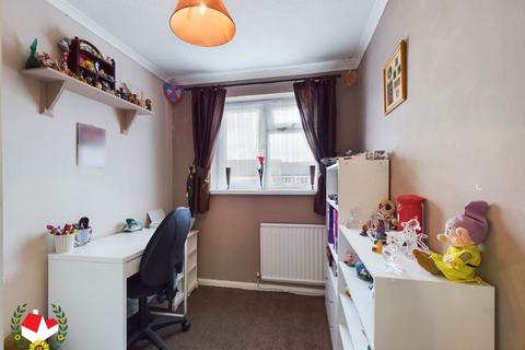 5 Filbert Close, Abbeydale, Gloucester, GL4 5EX