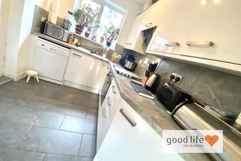 3 bedroom semi-detached house for sale - Rye View, Sunderland SR2