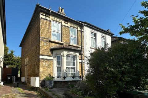 Chelsham Road, South Croydon, Surrey, CR2 6HZ