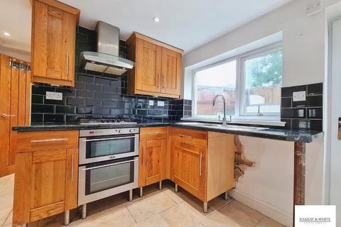 13 Bwllfa Road, Aberdare, CF44 8UG