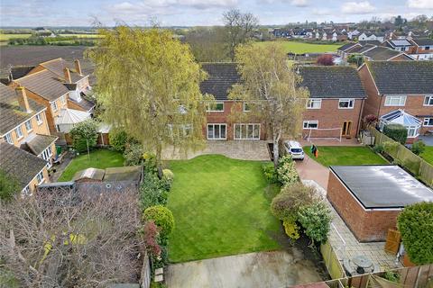 The Lodge Chapel Lane, Great Wakering, Southend-on-sea, SS3 0EH