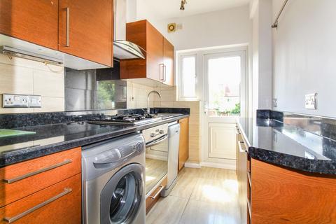 3 bedroom terraced house for sale, Marshall Road, London, N17