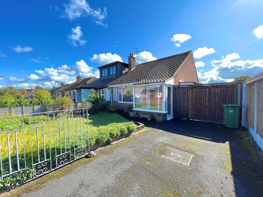 Monks Close, Formby, Liverpool, L37 2 bed semi-detached bungalow for ...