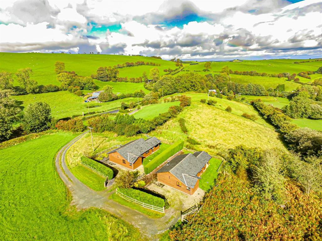 Upper Fishpools Lodges, Bleddfa, Knighton 4 bed detached bungalow for