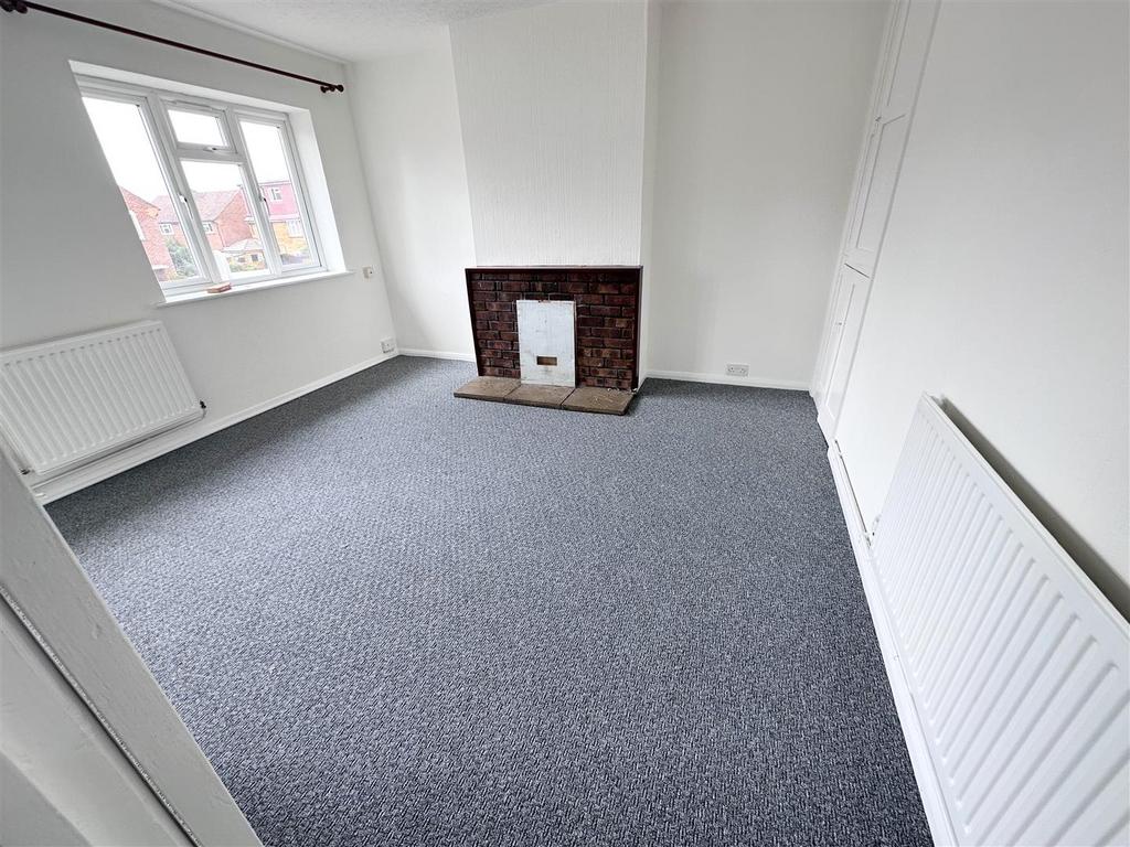 Hillingdon Middlesex 2 bed for sale £339,950