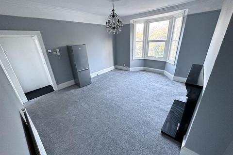 Flat C, 48 Weston Road, Gloucester, GL1 5AX