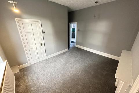 Flat C, 48 Weston Road, Gloucester, GL1 5AX