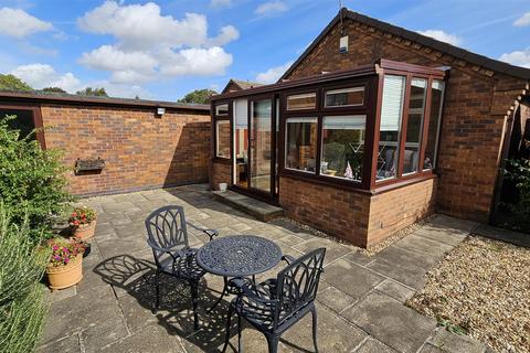 10 Blackthorn Close, Bingham, Nottingham, NG13 8UB