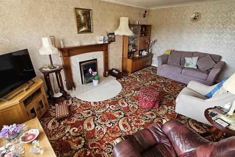 10 Blackthorn Close, Bingham, Nottingham, NG13 8UB