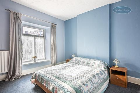 121 Carr Road, Sheffield, S6 2WY