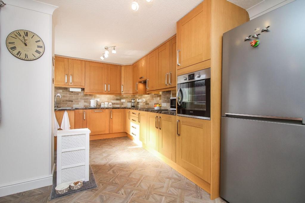 Locarno Place, NewbigginByTheSea 3 bed terraced house for sale £